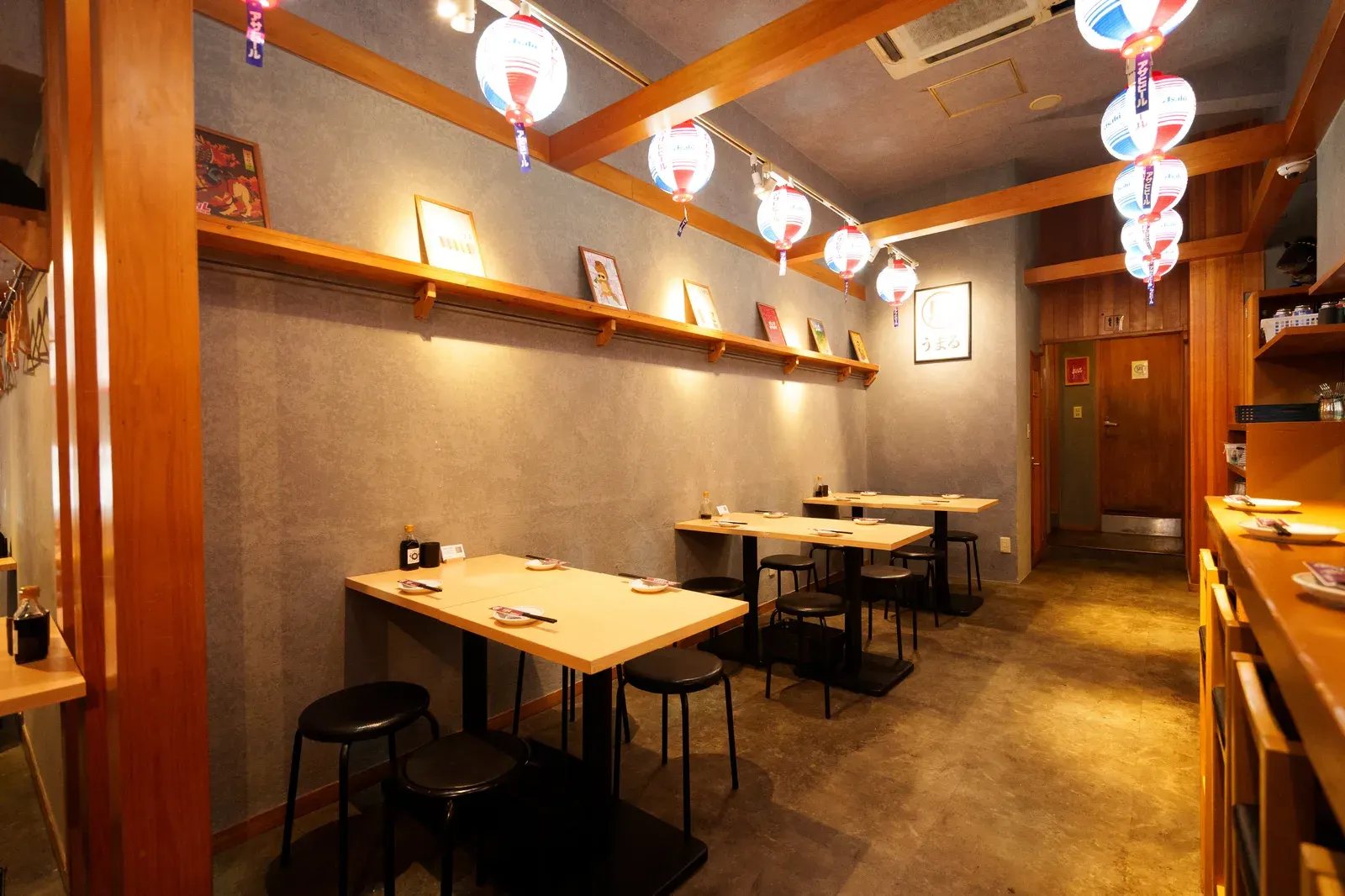 博多駅筑紫口店 店内・料理の様子 2