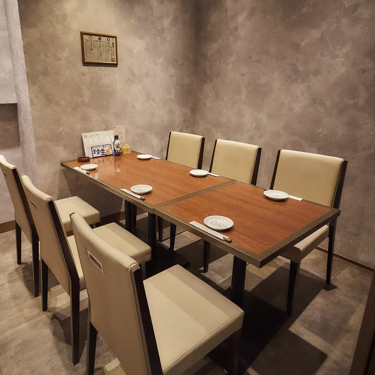 すすきの駅前店 店内・料理の様子 2